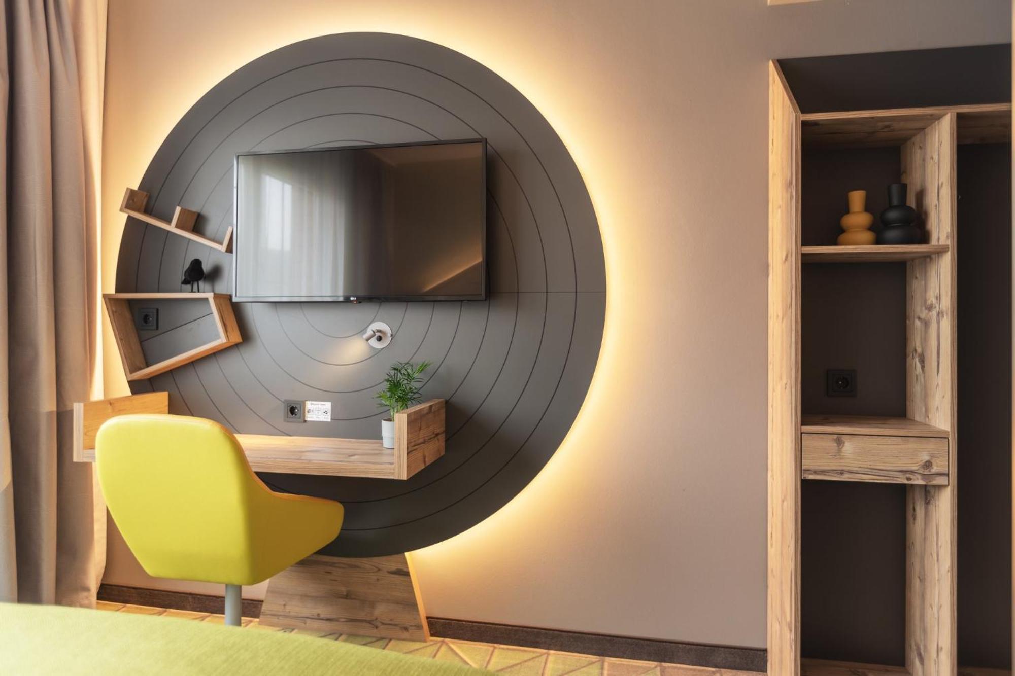 - The Niu, Mill Muelheim, An Ihg Hotel Colónia
