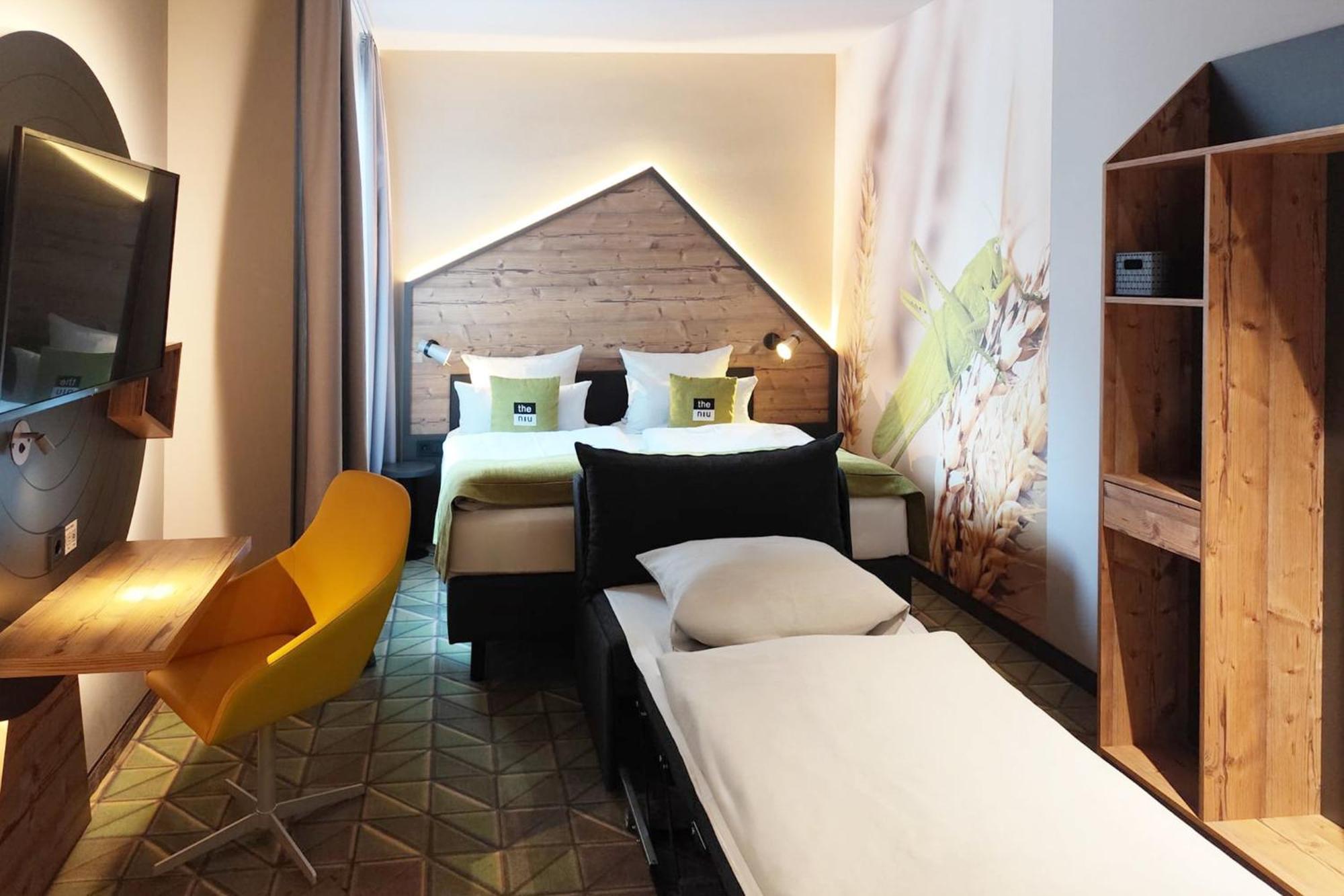 - The Niu, Mill Muelheim, An Ihg 3* Köln